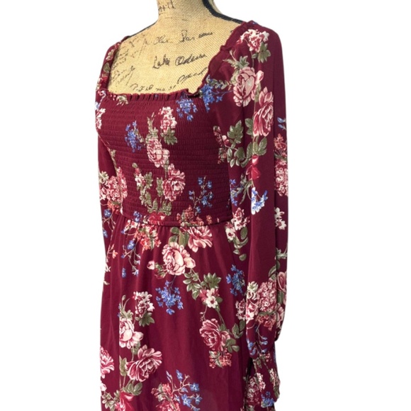 Xhilaration Floral Dress - Picture 2 of 5